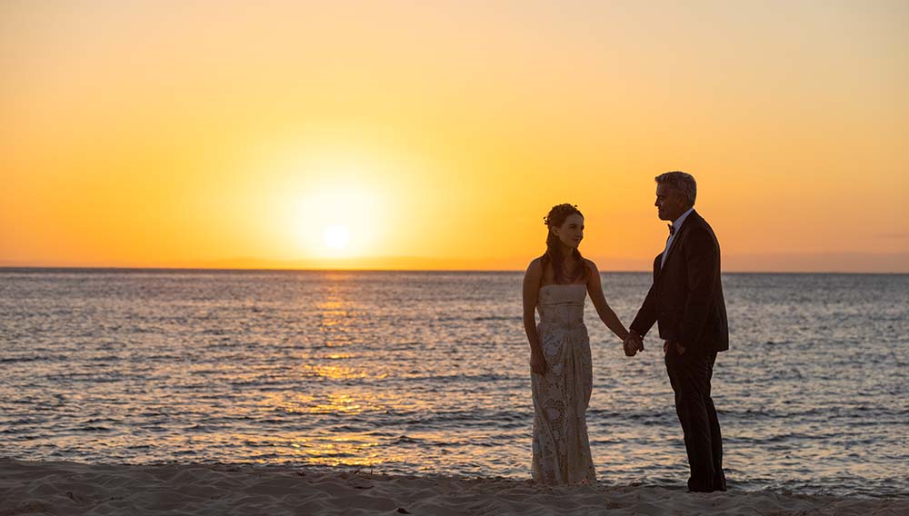 On Location Ticket to Paradise filmed on Moreton Island Queensland to capture sunsets over the water credit © Universal Studios