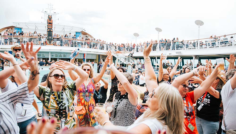 Karryon Cruise News: Princess, P&O, Hurtigruten, Aurora Expeditions + more 12 RCI Super Cruise
