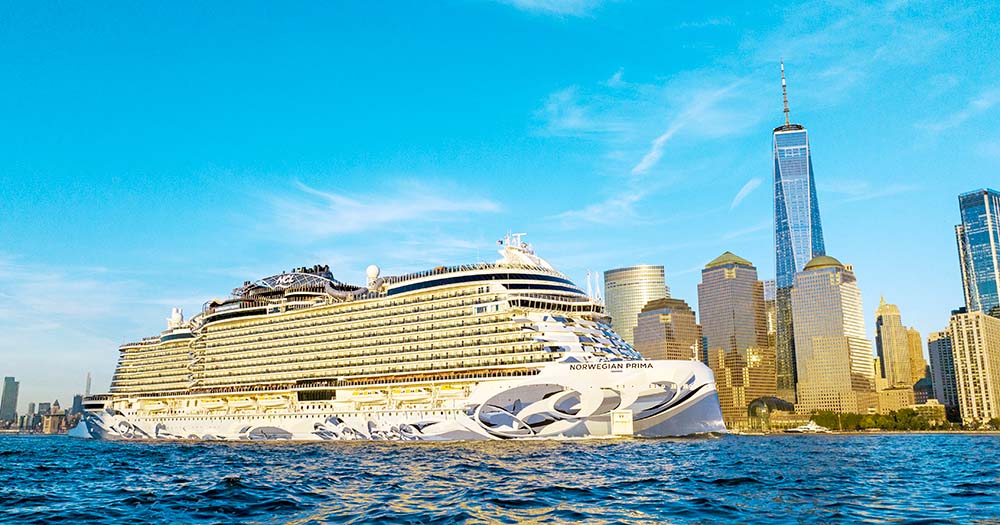 Record-breaker: NCL celebrates a wave-making booking month in November