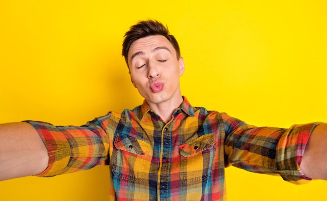 The 10 types of people you don’t want to meet on a famil (and the one you do) 1 Do you want to meet this guy on a famil