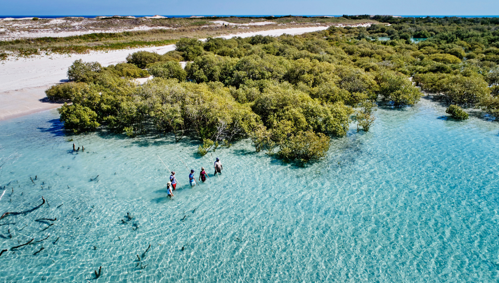 Enjoy an included full day Horizontal Falls & Dampier Peninsula Discovery Tour ©Tourism Western Australia