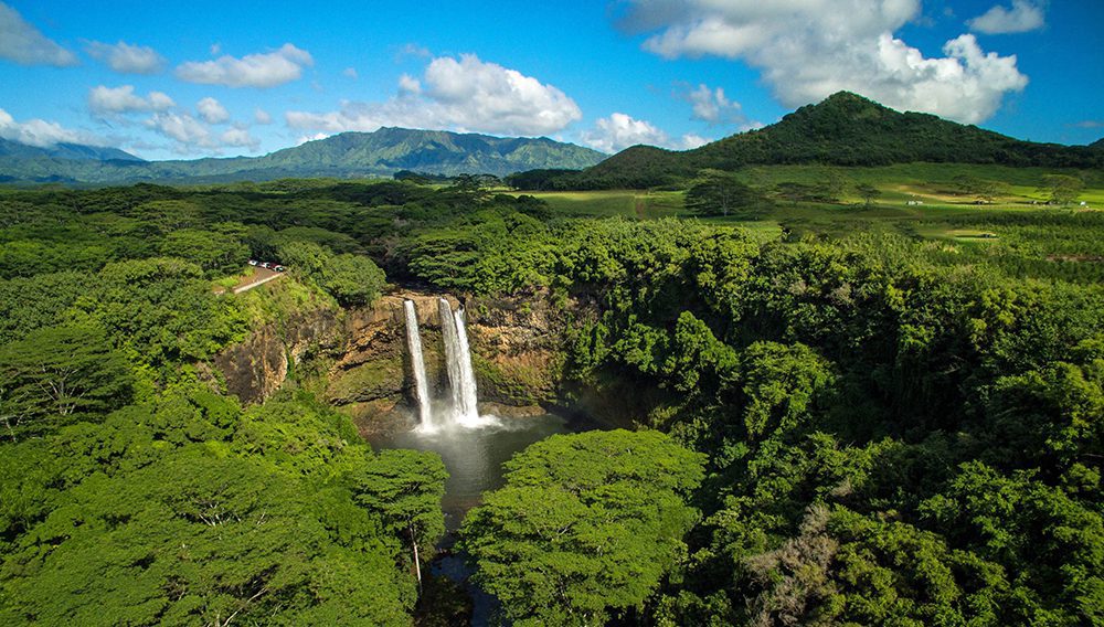 Wailua Falls, Kauaʻi ©Max Seigal