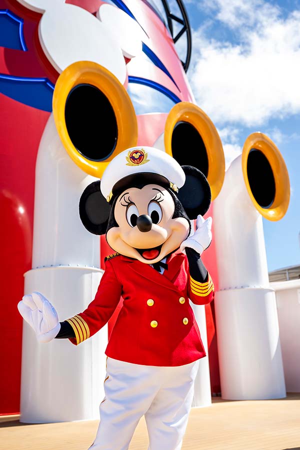 Disney Cruise Line Captain Minnie