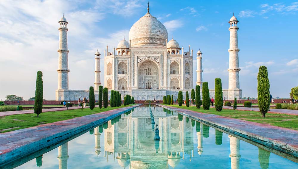 Wendy Wu Tours Taj Mahal India
