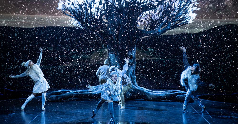 That’s entertainment! This cruise ship is bringing trailblazing theatre & live shows to Australia