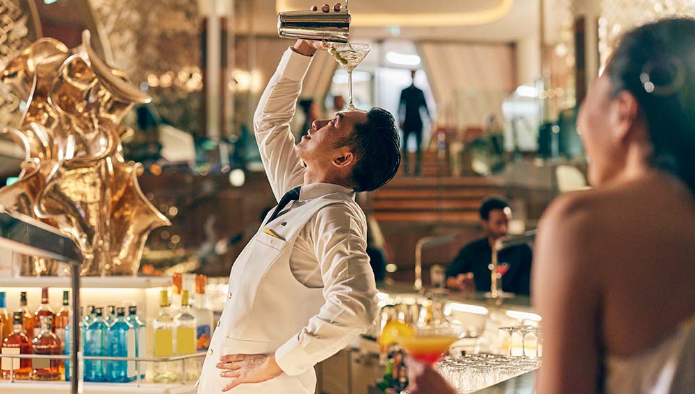 That’s entertainment! This cruise ship is bringing trailblazing theatre & live shows to Australia 1 CEL Edge BY Martini Bar 1