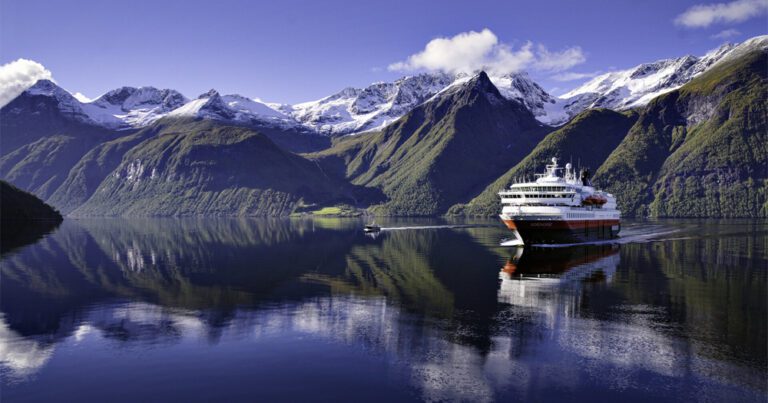 Hiring Now: FT Melb-based Hurtigruten Sales & Marketing Exec