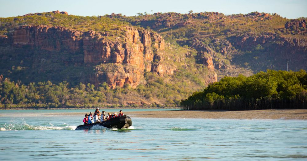 PONANT to now include excursions across its voyages