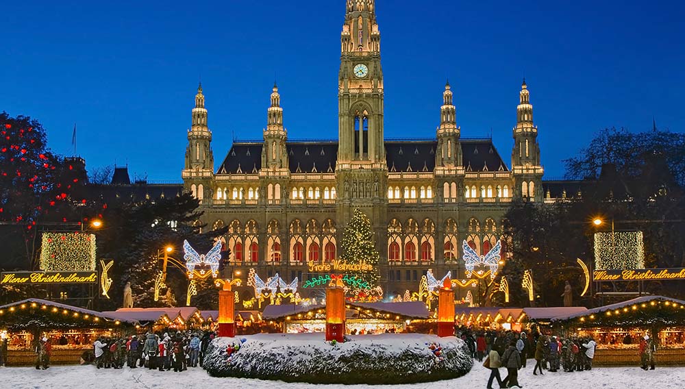 Germany Christmas Market AdobeStock 46272103