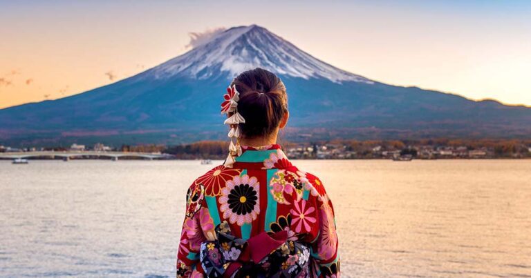 Wendy Wu Tours is BIG on Japan – and you will be too with these massive airfare deals