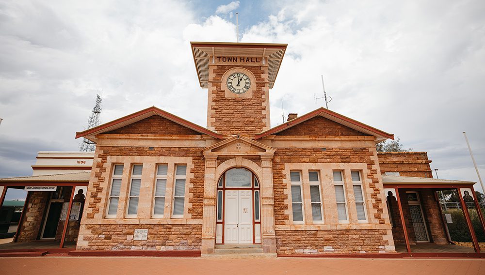 Menzies Town Hall. Menzies is a small historic mining town along the Golden Quest Discovery Trail ©Tourism Western Australia