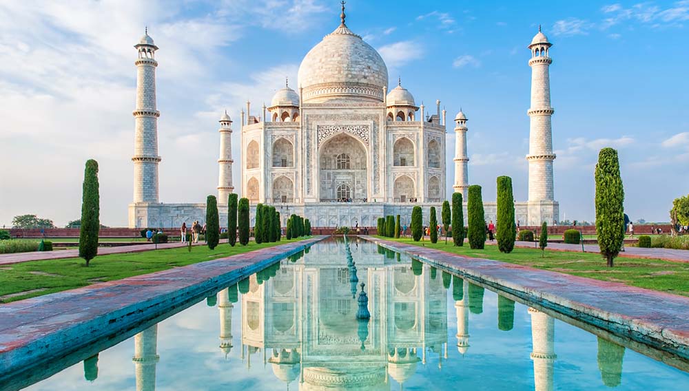 Wendy Wu Taj Mahal India