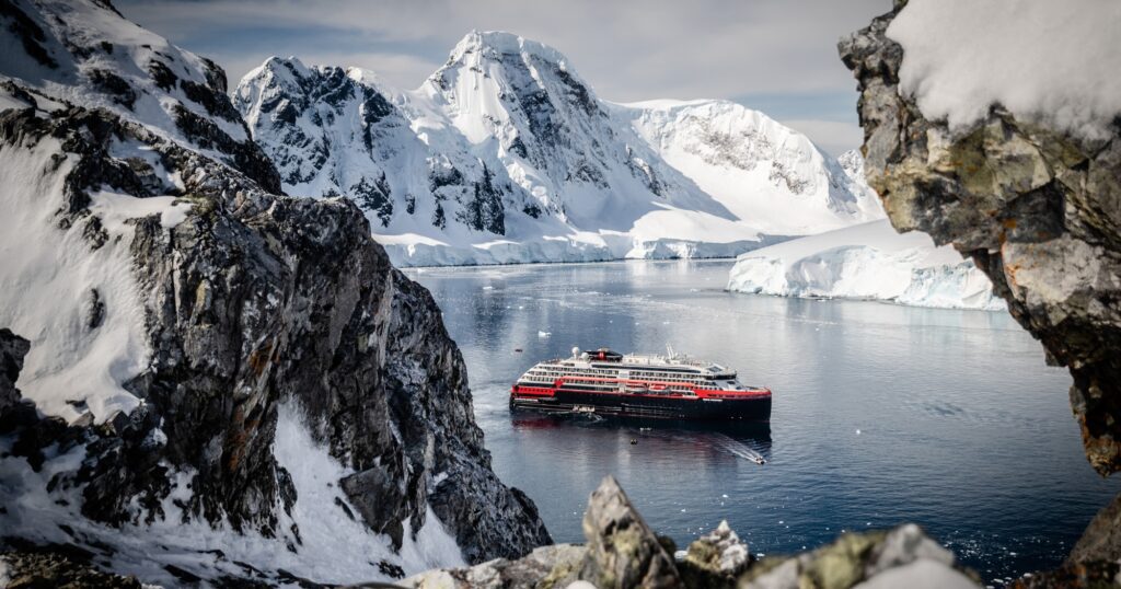 It’s back, big time: HX all-inclusive deals for Antarctica, Greenland & Iceland