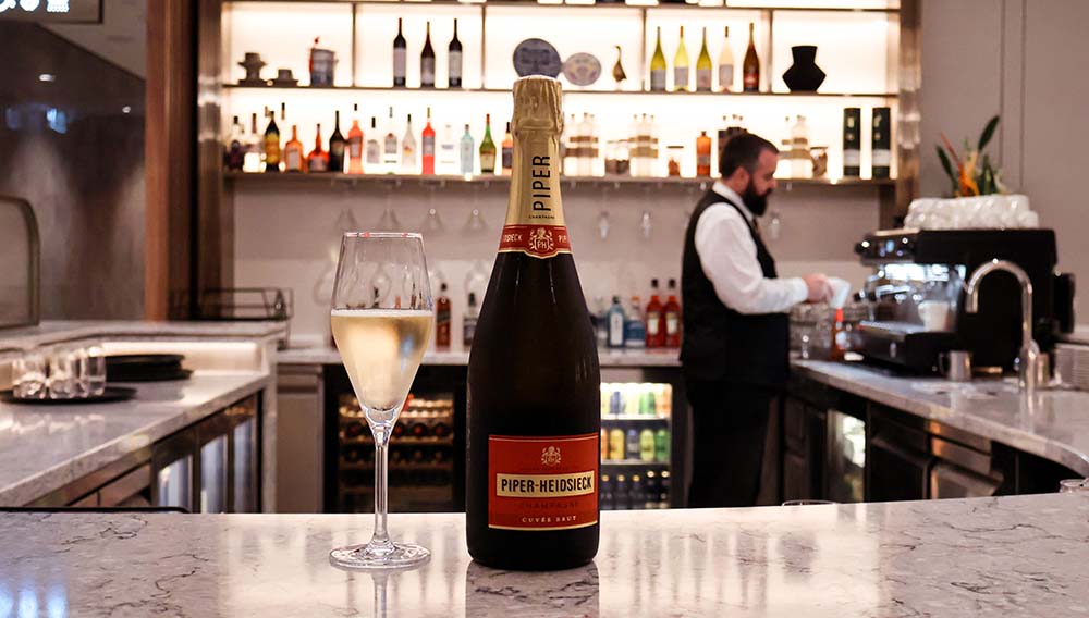SQ Perth SilverKris Lounge Champagne barista