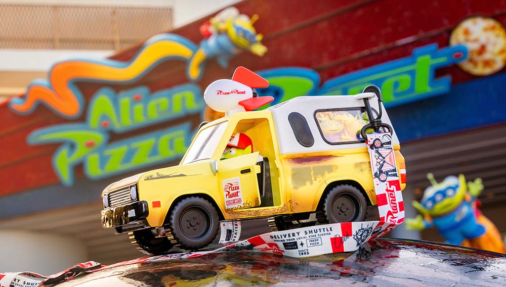 Disney Pixar Fest Alien Pizza Planet Truck Popcorn Bucket
