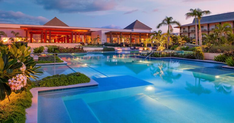 A new Denarau? Crowne Plaza Fiji Nadi Bay Resort & Spa opens
