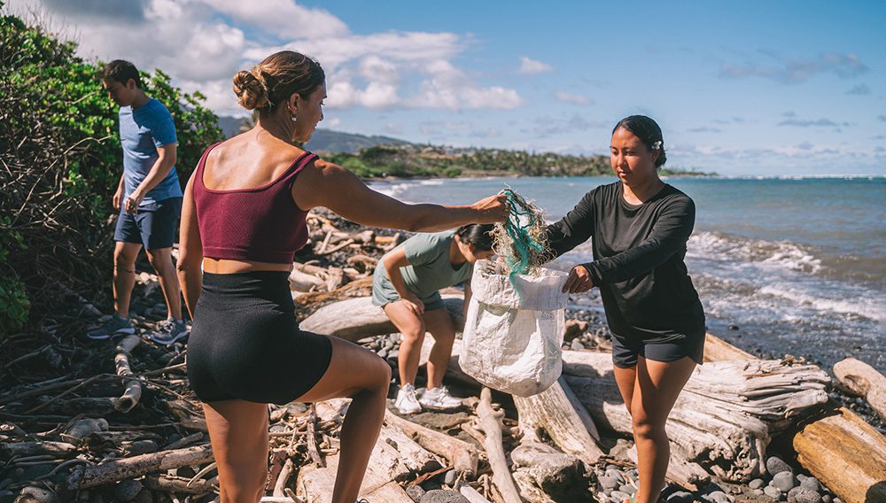 Hawaiʻi Tourism Authority Mālama ('give back') Hawai‘i program in action.