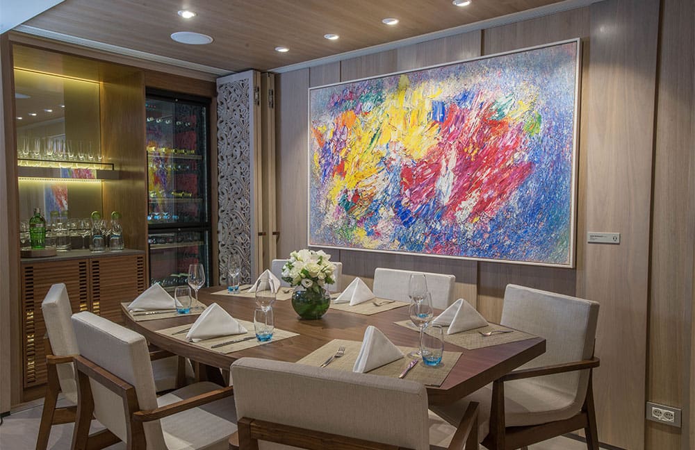 Floating galleries: the impressive art collections on luxury cruise ships 5 Viking-Sky-artwork-in-Owners'-Suite_1000x648