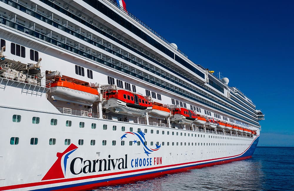 Carnival Splendor shows off splendiferous new ship livery with distinctly Down Under design