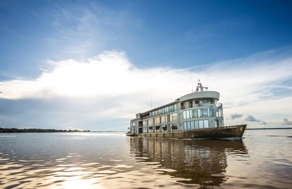 Lindblad Expeditions releases new voyages with National Geographic along the Peruvian Amazon