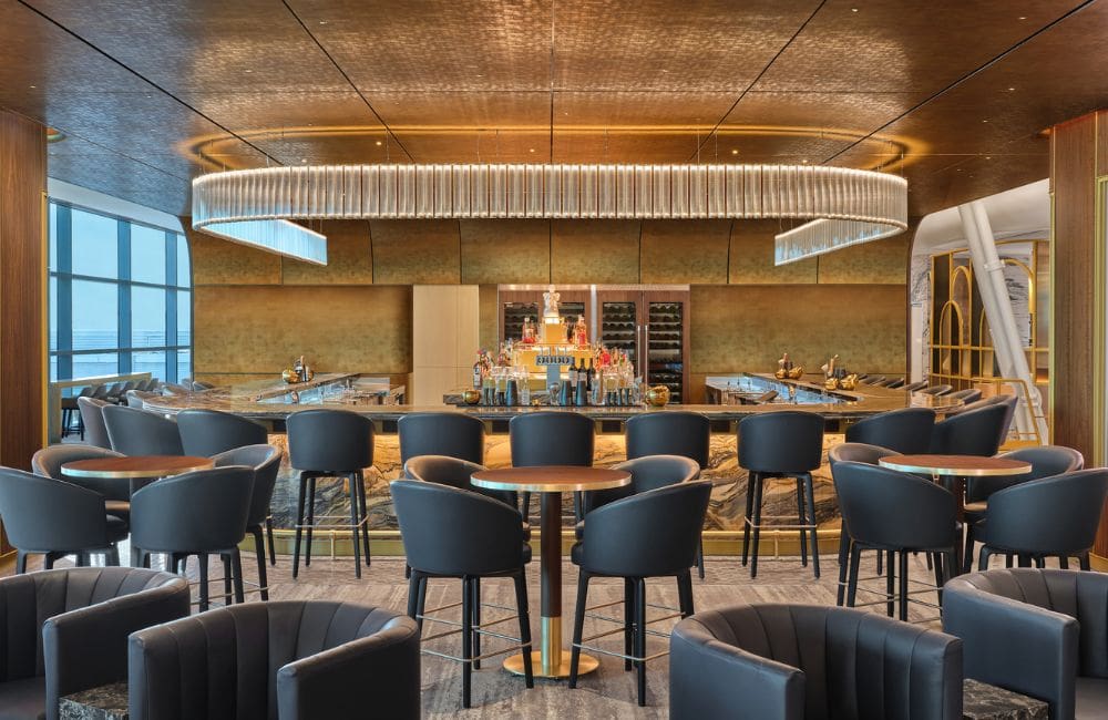 The stylish Delta One Lounge
