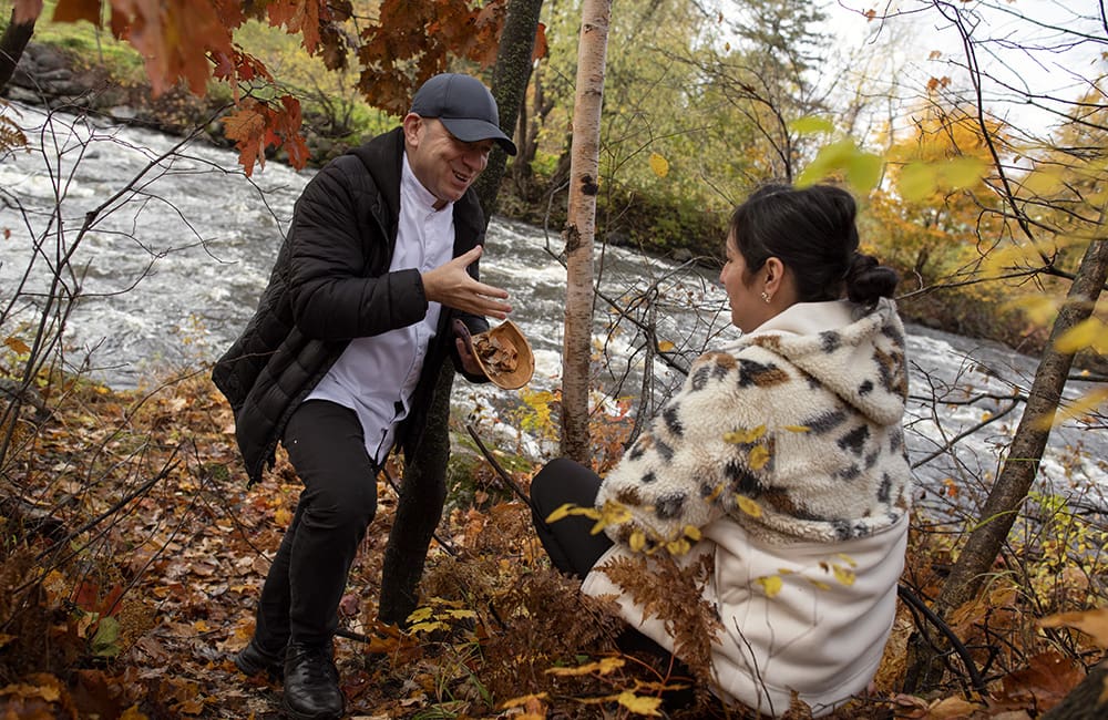 Huron-Wendat tour guide at the Hôtel-Musée Premières Nations. Image: Gaëlle Leroyer