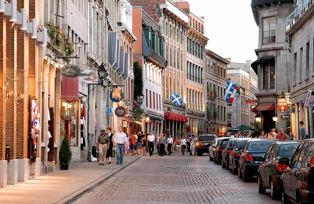 Rue Saint-Paul in the Old Montéal historic area of Montréal, Quebec.