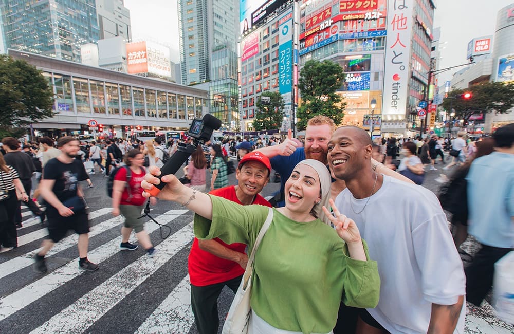 Intrepid-Travel-Japan-Tokyo-Shibuya-Scramble-Crossing-group - Karryon