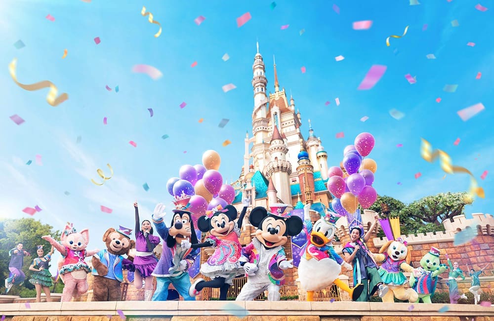 Disney Friends Live: Party at the Castle characters in front of the Castle of Magical Dreams at HKDL. Image: Disney