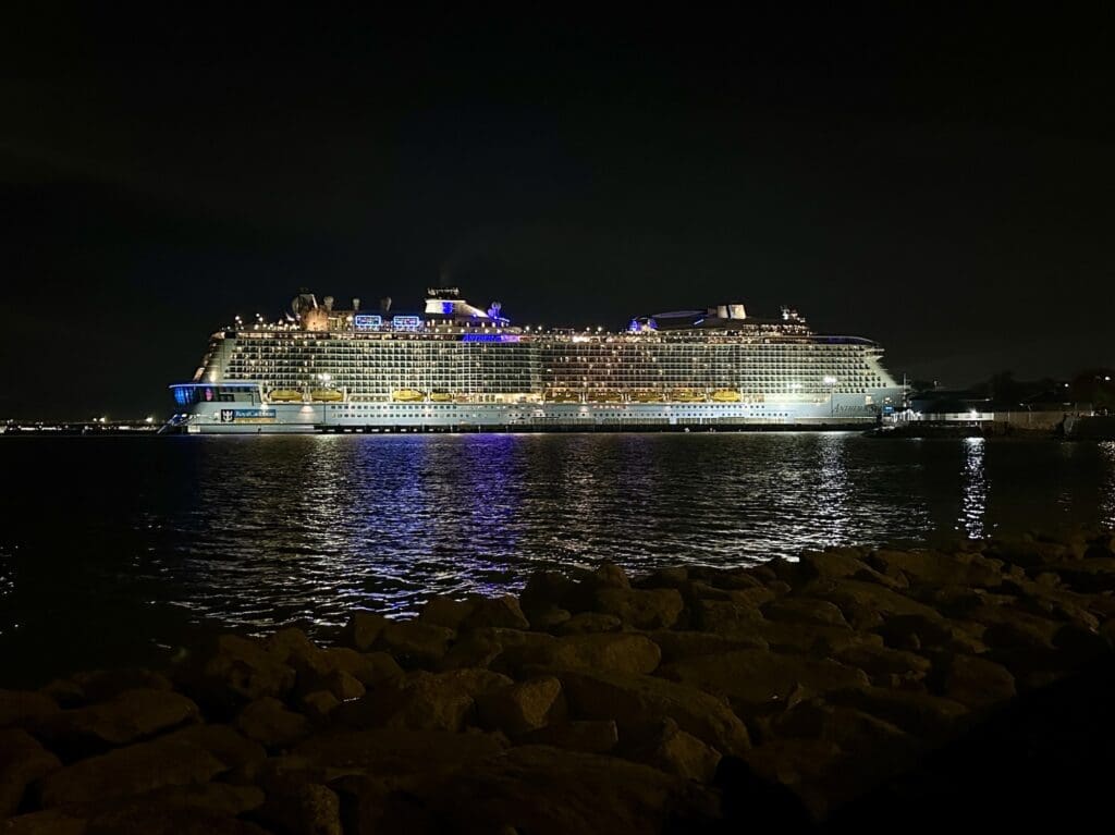 Royal Caribbean's Anthem at night.