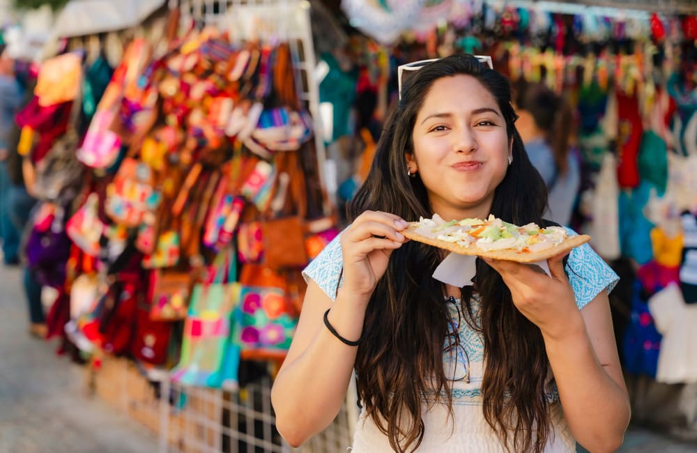 The average Aussie spends how much on a 2-week overseas holiday? And where’s it going?