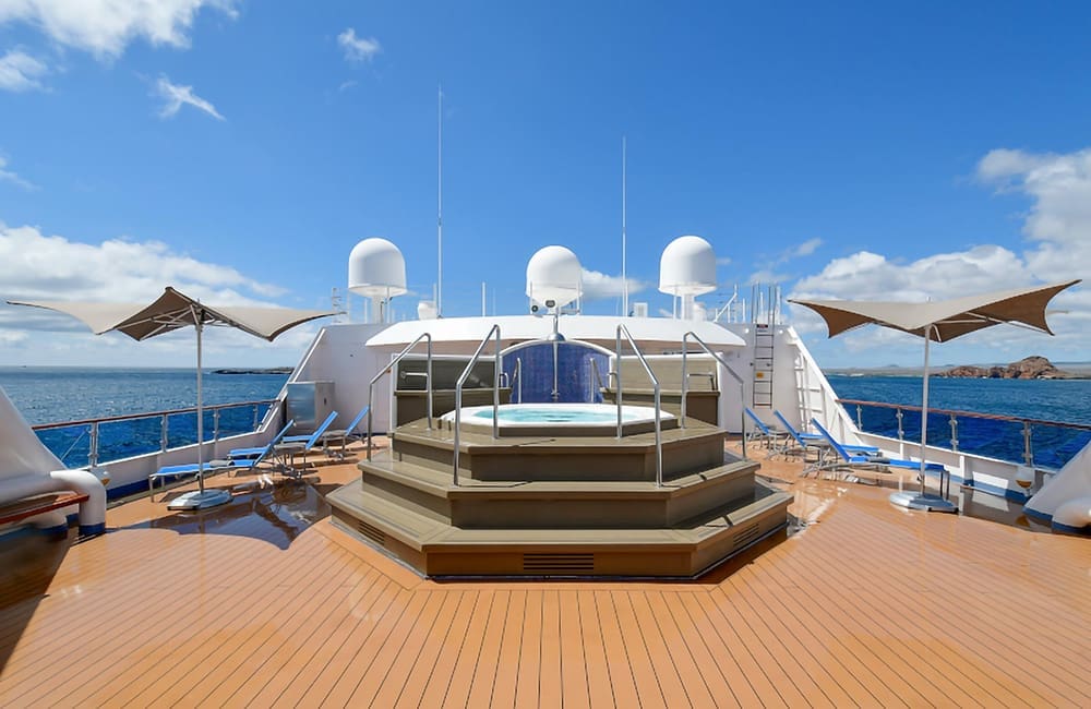 Exterior deck with jacuzzi aboard the National Geographic Gemini expedition ship. Image: National Geographic-Lindblad Expeditions