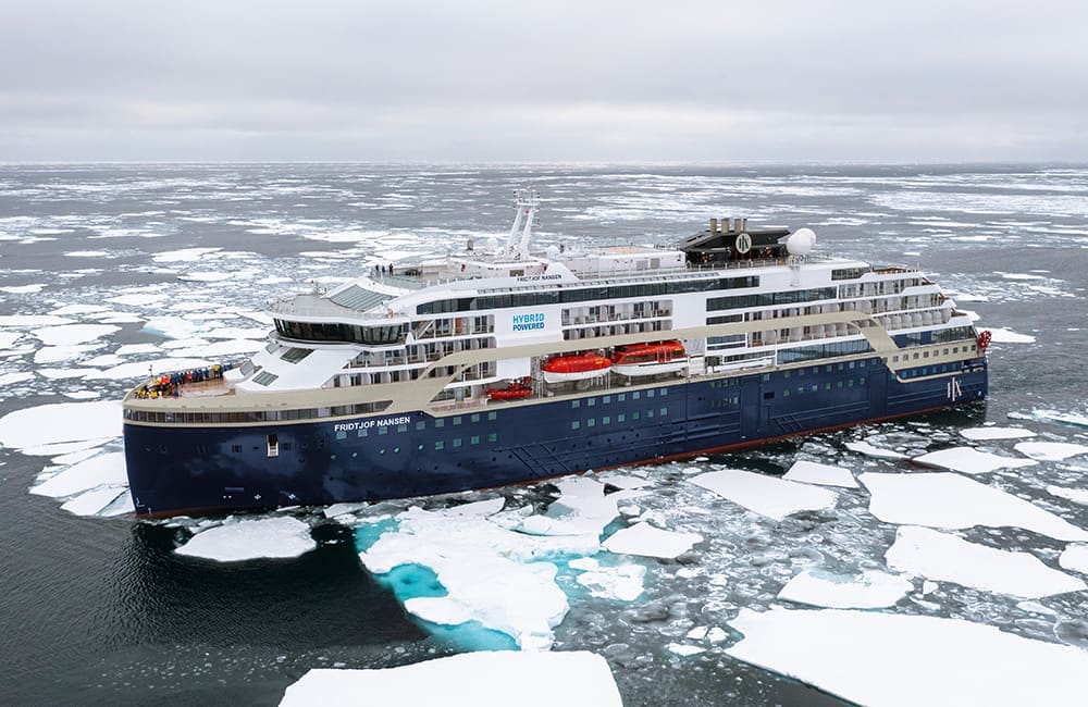 HX expedition ship MS Fridtjof Nansen in Antarctica. Image: Espen Mills