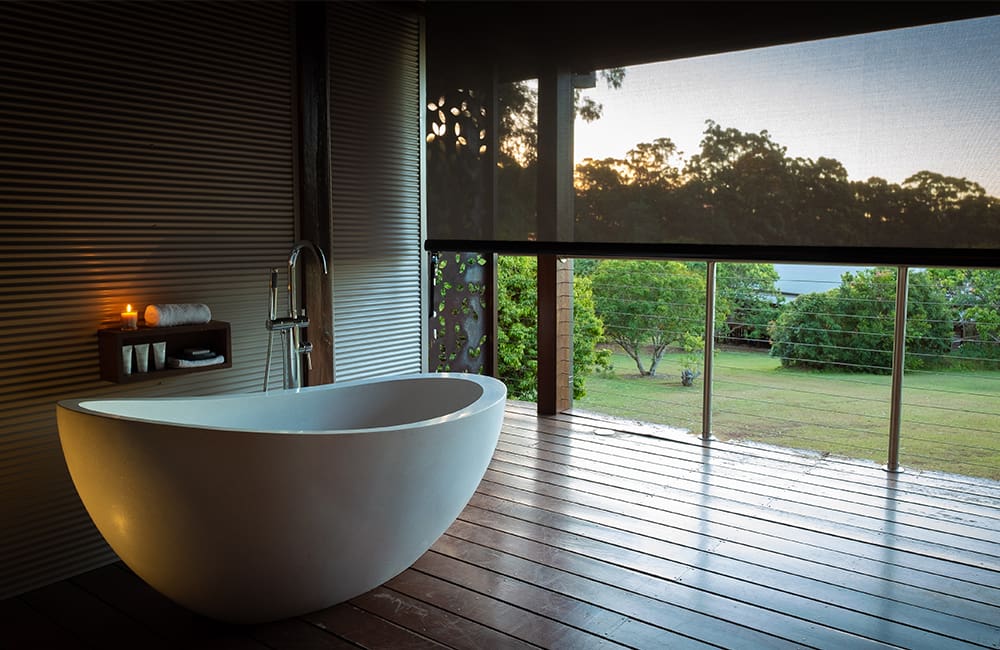 Gwinganna Deluxe Orchard bath