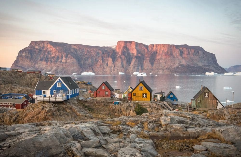 In the Arctic and Greenland, guests will travel as far as 80° North aboard Silver Wind and Silver Endeavour