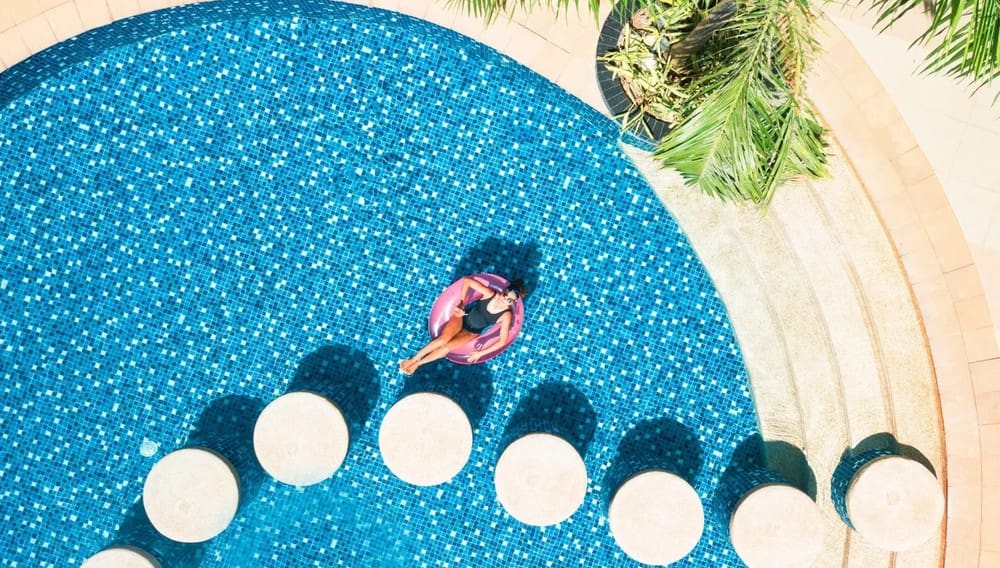 megaworld hotels, expedia taap