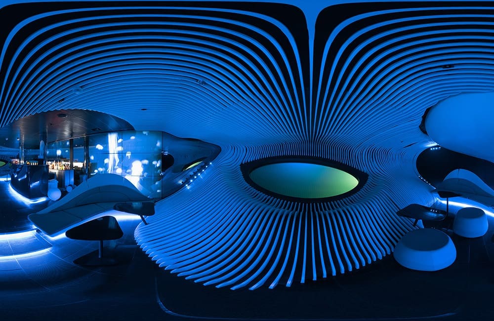 Underwater Blue Eye Lounge on Le Jacques-Cartier ©Ponant N. Matheus