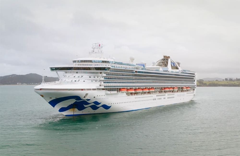 Grand Princess cruise ship in the Bay of Islands. Image: Princess Cruises