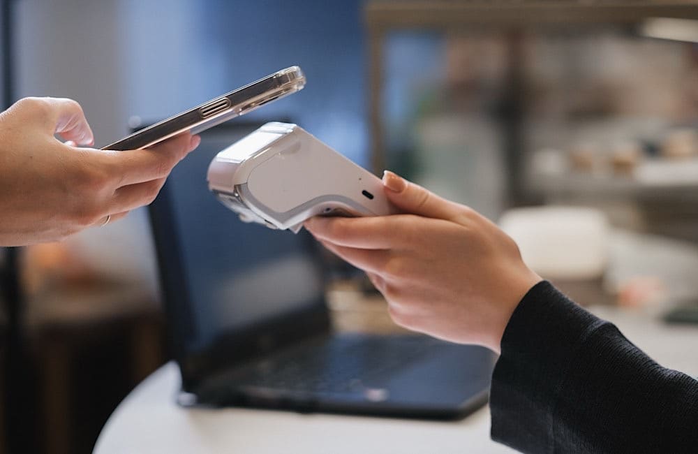 Digital wallets and instant payment options are growing as credit card use declines across air travel transactions.