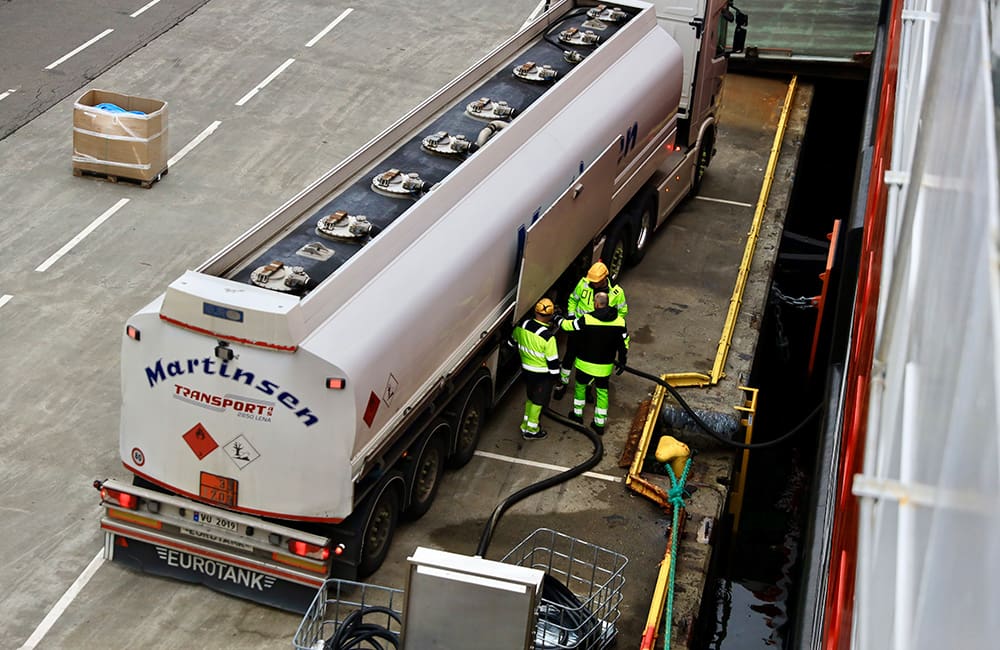 MS Richard With alongside in Bergen before departing on first biofuel sailing (3) - Photo, Malin Askevold Helle