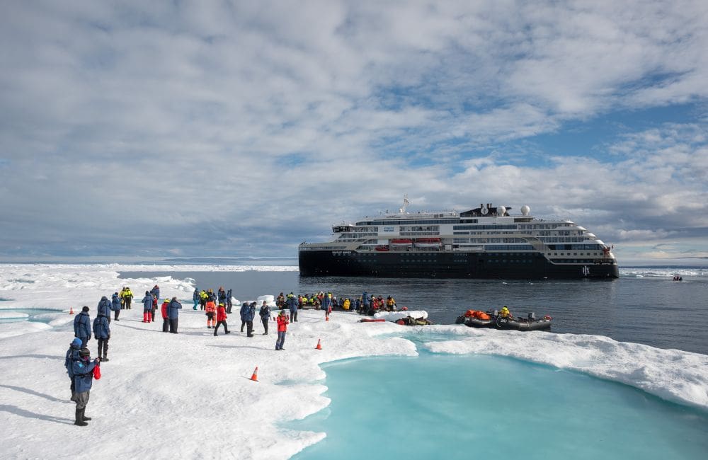 MS Fridtjof Nansen in Kane Basin, Greenland © Kim Rormark